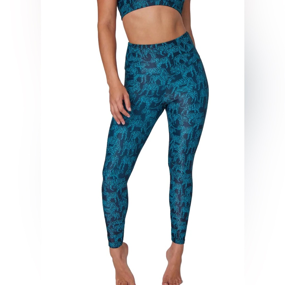 ONZIE HOT YOGA HIGH RISE RIBBED MIDI 2250 AND PLUS